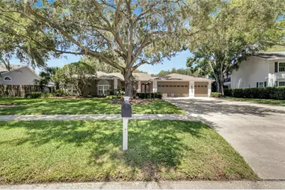 18006 Clear Lake Dr, Lutz, FL 33548 - Photo 2