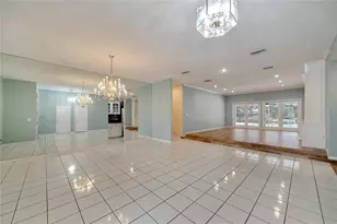 18006 Clear Lake Dr, Lutz, FL 33548 - Photo 14