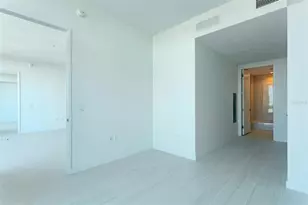 400 Central Ave, Saint Petersburg, FL 33701 - Photo 12