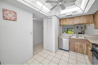 103 Lakeview Place, Oldsmar, FL 34677 - Photo 12