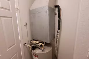 5934 Brickleberry Ln, Zephyrhills, FL 33541 - Photo 14