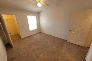 5934 Brickleberry Ln, Zephyrhills, FL 33541 - Photo 16