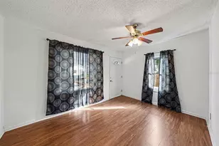 816 W Minnehaha St, Tampa, FL 33604 - Photo 4