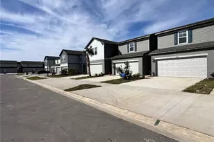 32441 Limitless Pl, Wesley Chapel, FL 33545 - Photo 4