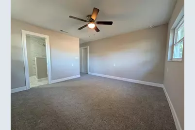 5523 Venetian Boulevard NE, Saint Petersburg, FL 33703 - Photo 16