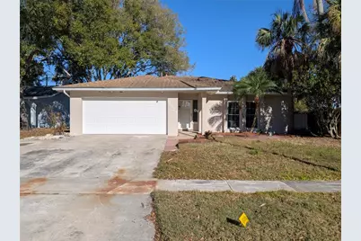 5523 Venetian Boulevard NE, Saint Petersburg, FL 33703 - Photo 1