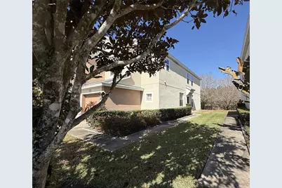 26627 Castleview Way, Wesley Chapel, FL 33544 - Photo 2