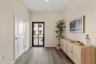 4352 Cambio Gdns Ct, Tampa, FL 33610 - Photo 4