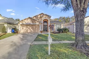 12824 Kings Lake Dr, Gibsonton, FL 33534 - Photo 2