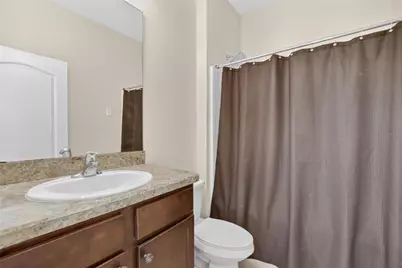 2819 Holly Bluff Court, Plant City, FL 33566 - Photo 36