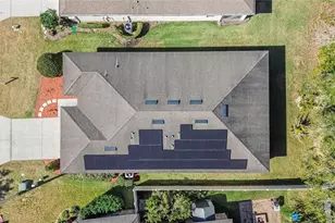 2819 Holly Bluff Ct, Plant City, FL 33566 - Photo 4