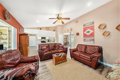 6709 Peachtree Drive, Temple Terrace, FL 33617 - Photo 8