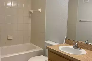 10211 Courtney Palms Blvd, Tampa, FL 33619 - Photo 16