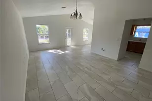 1835 6th Ave E, Bradenton, FL 34208 - Photo 6