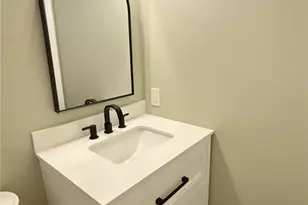 6827 Mt Pleasant Rd NE, Saint Petersburg, FL 33702 - Photo 22