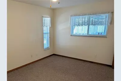 8213 Pagoda Drive, Spring Hill, FL 34606 - Photo 8