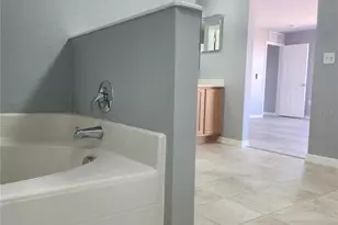 706 Brenton Leaf Dr, Ruskin, FL 33570 - Photo 36