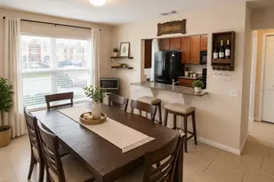 3858 Island Way, Saint Petersburg, FL 33705 - Photo 4