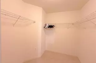 5600 S Sparrow Hawk Ct, Zephyrhills, FL 33541 - Photo 22