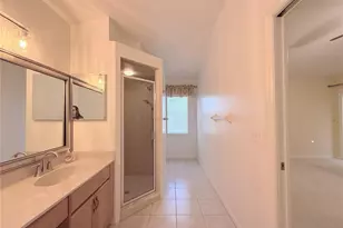 5600 S Sparrow Hawk Ct, Zephyrhills, FL 33541 - Photo 24