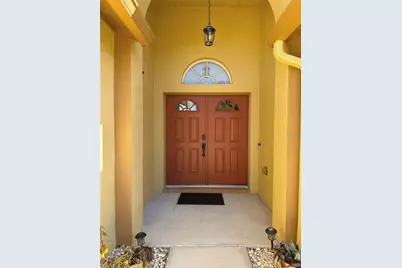 5600 S Sparrow Hawk Court, Zephyrhills, FL 33541 - Photo 4