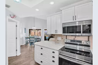 4787 Klosterman Oaks Boulevard, Palm Harbor, FL 34683 - Photo 20