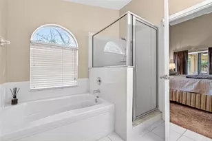 3320 Manor Cove Cir, Riverview, FL 33578 - Photo 14