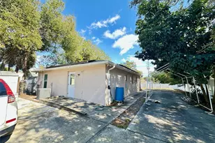 1121 Dr Martin Luther King Jr Street S, Saint Petersburg, FL 33705 - Photo 16