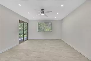 10931 W Tidewater Cir, Crystal River, FL 34428 - Photo 2