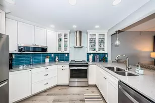 6295 Bahia Del Mar Cir, Saint Petersburg, FL 33715 - Photo 4
