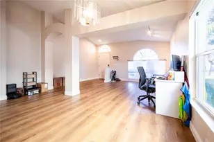 27350 New Smyrna Dr, Wesley Chapel, FL 33544 - Photo 4