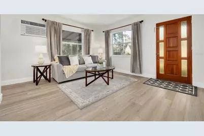 8062 28th Avenue N, Saint Petersburg, FL 33710 - Photo 6