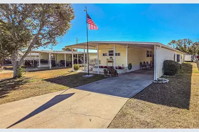 36946 Grace Avenue, Zephyrhills, FL 33542 - Photo 2