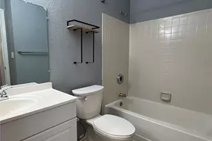 10265 Gandy Blvd N, Saint Petersburg, FL 33702 - Photo 16