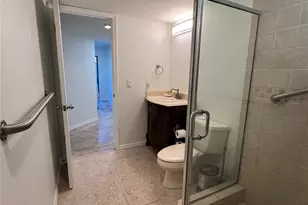 18714 Wimbledon Cir, Lutz, FL 33558 - Photo 22