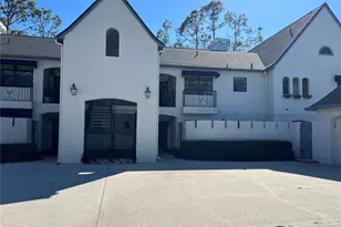 18714 Wimbledon Cir, Lutz, FL 33558 - Photo 1