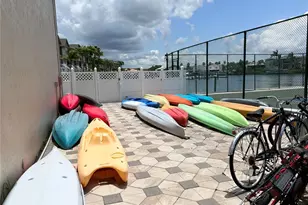 8825 Bay Pointe Dr, Tampa, FL 33615 - Photo 18