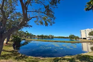 6251 Shoreline Dr, Saint Petersburg, FL 33708 - Photo 8