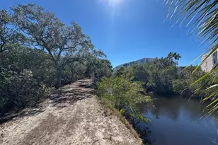 6251 Shoreline Dr, Saint Petersburg, FL 33708 - Photo 58