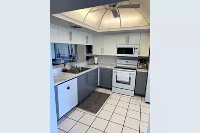 6251 Shoreline Drive #2205, Seminole, FL 33708 - Photo 28