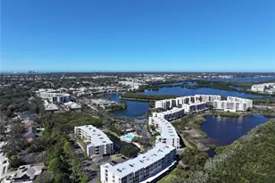 6251 Shoreline Dr, Seminole, FL 33708 - Photo 2