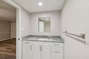 308 Brentwood Dr, Temple Terrace, FL 33617 - Photo 10