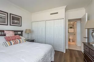 880 Mandalay Ave, Clearwater Beach, FL 33767 - Photo 12