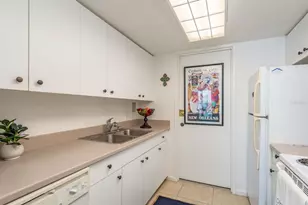 880 Mandalay Ave, Clearwater Beach, FL 33767 - Photo 14