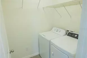 5618 Geiger Estates Dr, Zephyrhills, FL 33541 - Photo 18