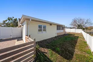 4025 Sail Dr, New Port Richey, FL 34652 - Photo 22