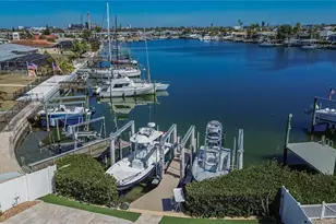 6404 Lake Sunrise Dr, Apollo Beach, FL 33572 - Photo 4