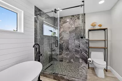 6404 Lake Sunrise Drive, Apollo Beach, FL 33572 - Photo 30