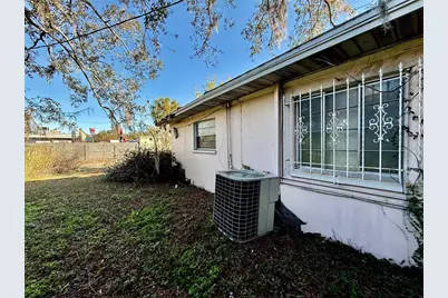 3206 E Giddens Avenue, Tampa, FL 33610 - Photo 4