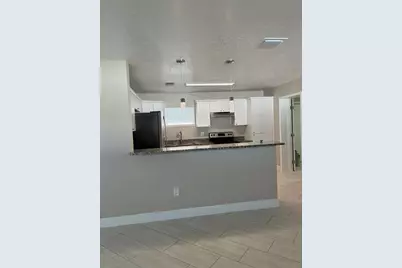 1409 Wishing Well Way, Tampa, FL 33619 - Photo 10